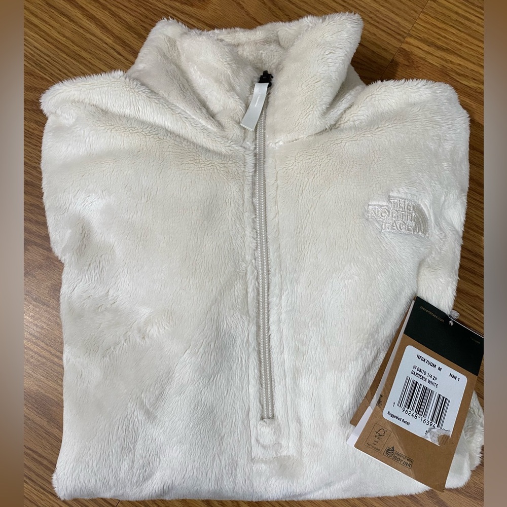 North face sweater